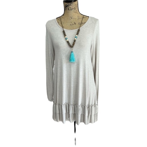 Easel Taupe Ruffled Tunic/Dress Boutique Swing Style Size Small - Picture 5 of 15
